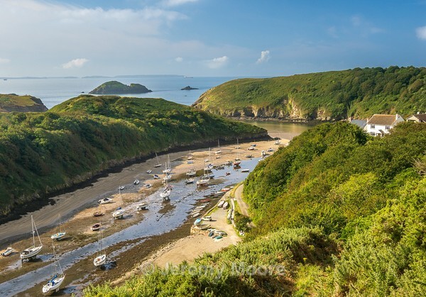 P186 - Pembrokeshire p/c catalogue