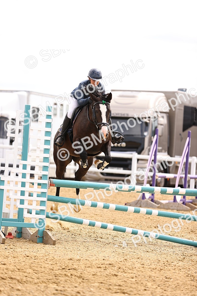 SBM_000437 - Class 3 - Senior British Novice - 90cm