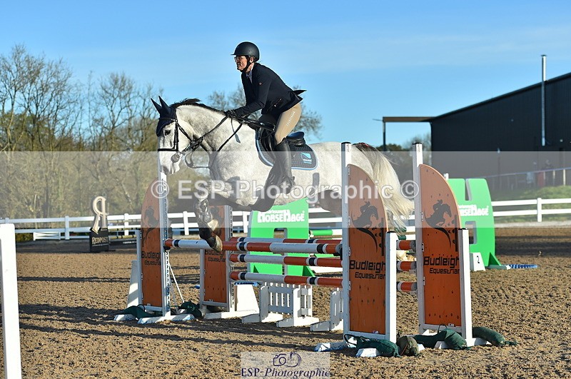 231111A-023208-01209 - Cls 9 British Novice & 90cm Open