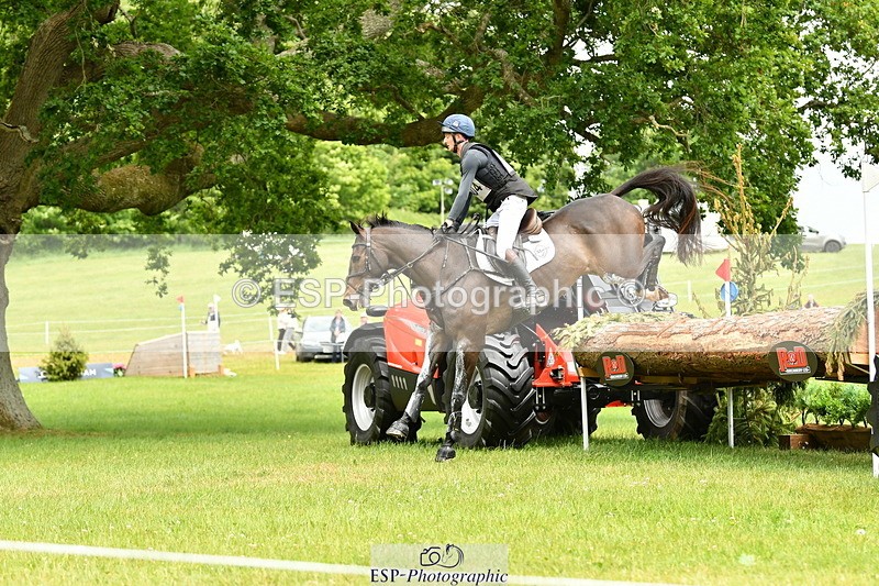 250525A-143632-16985 - D-404-Tom.Jackson-PLOT.TWIST.B