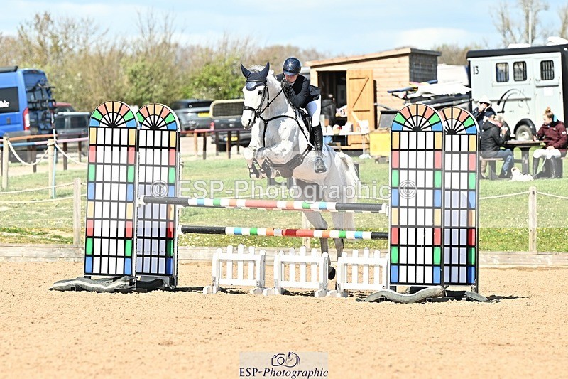 250416-150321-01578 - Cls 6 Foxhunter and 1.20m