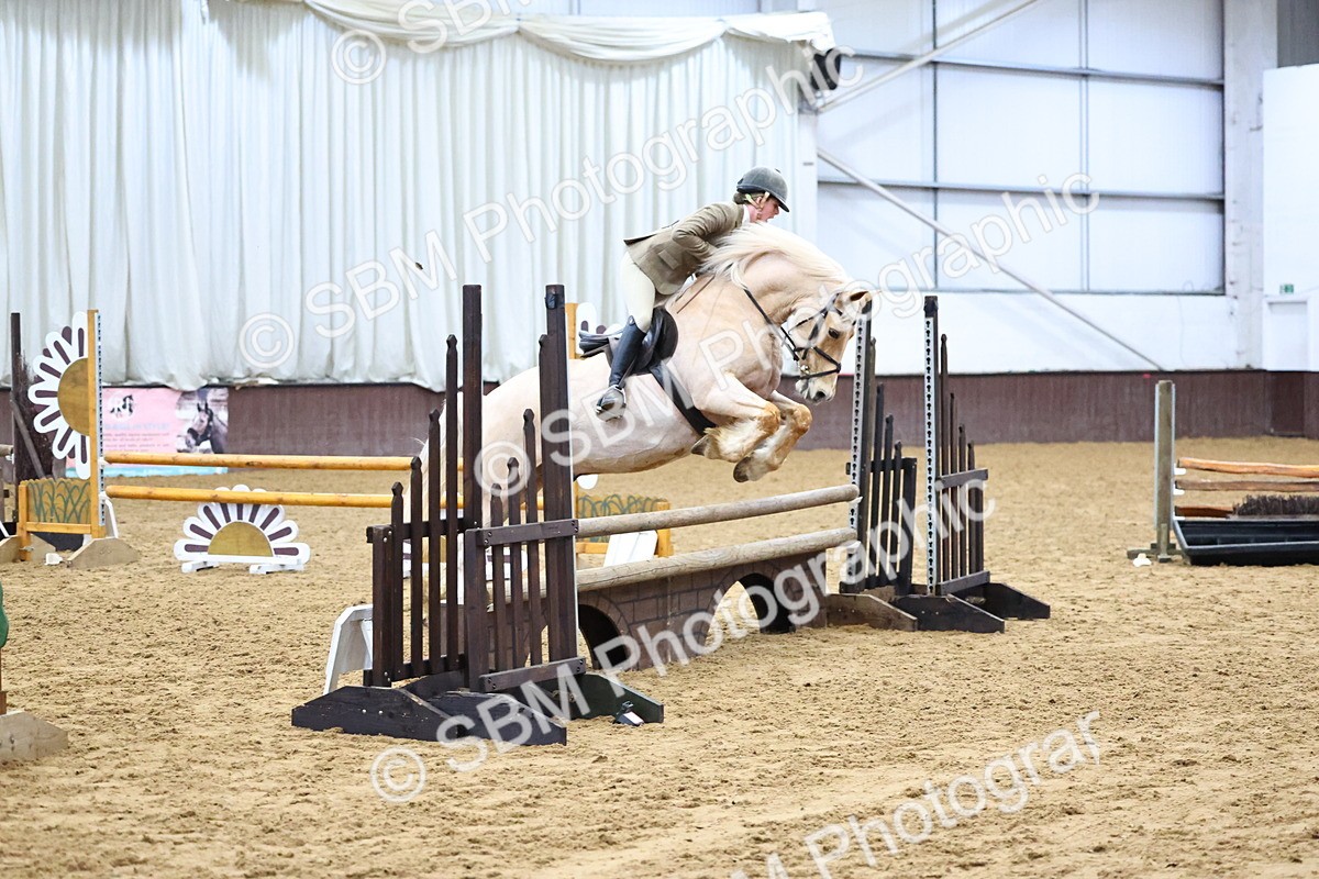 SBM_003671 - Class 37 - 80cm Training Stakes