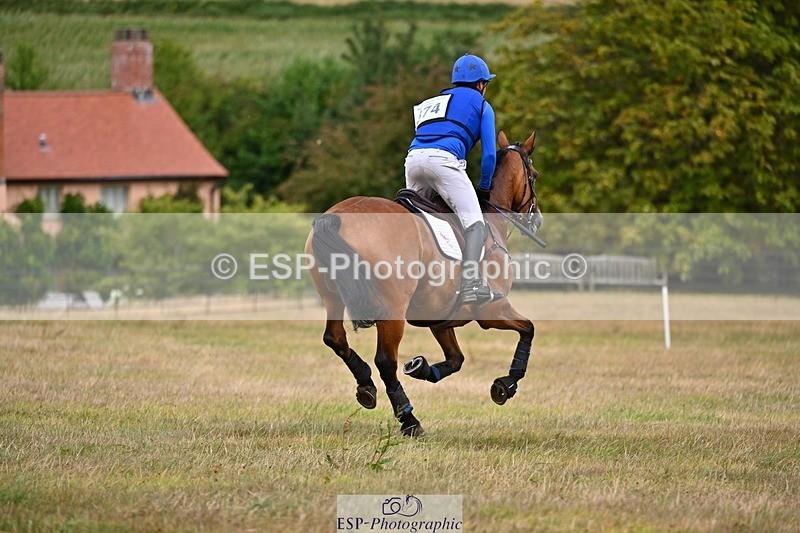 250803A-152407-15994 - O-674-Tim.Cheffings-ROYALE.LOUIS