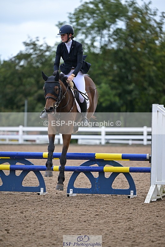 240925A-102840-00065 - Clear Round