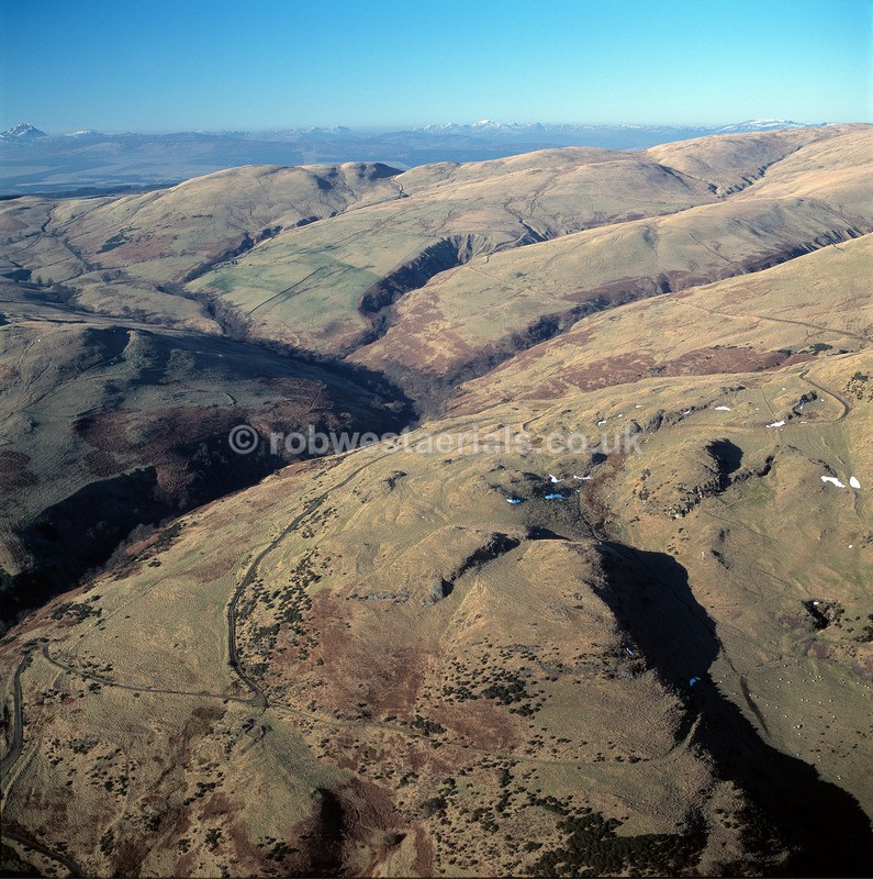 A00445A Menstrie Glen the Ochil Hills in 2003 - Mountains, hills and moors
