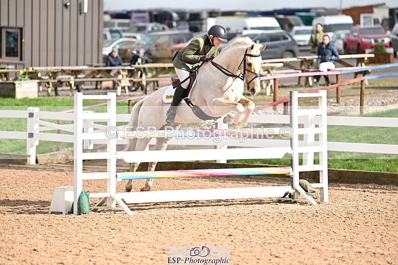 240224A-111119-03341 - Cls 11 Snr 1.05m and 1.10m Open