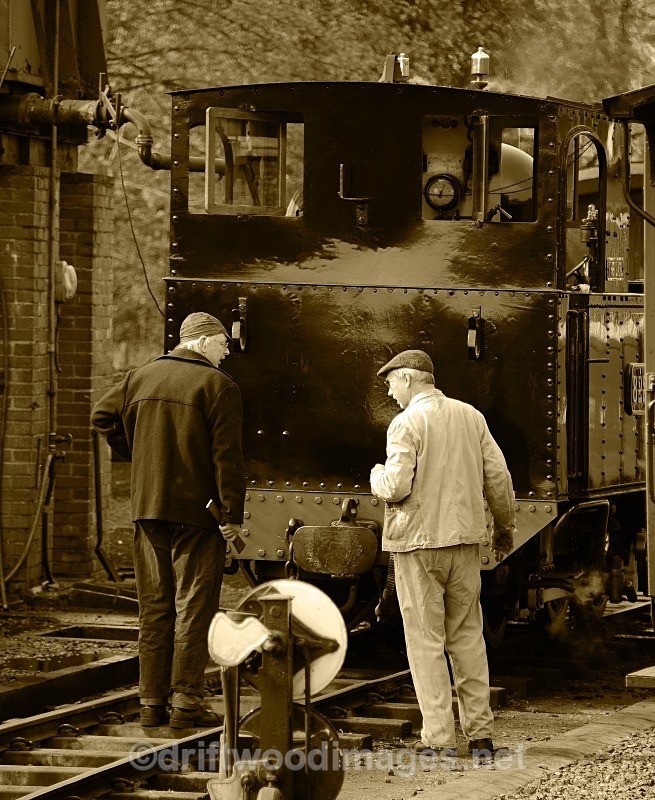 WLLR preparing Earl for Bank Holiday duty - The Welshpool & Llanfair Light Railway