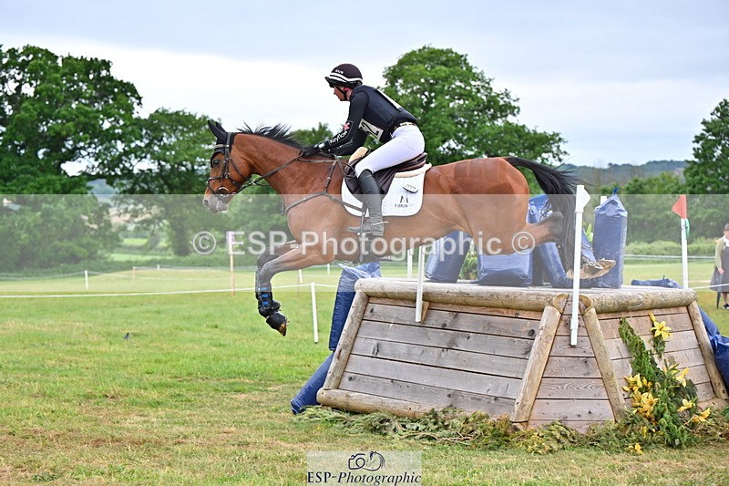 250524A-123713-10636 - B-352-Samantha.Lissington-MALIBU.TS