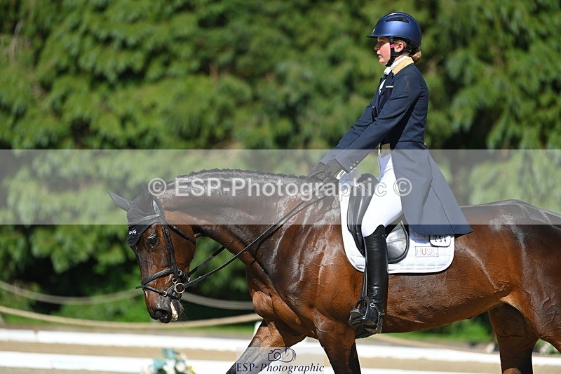 230526-161039-07289 - 254-PURE_TRENDSETTER-Ellie_Fredericks-WEDTrotUp+DR