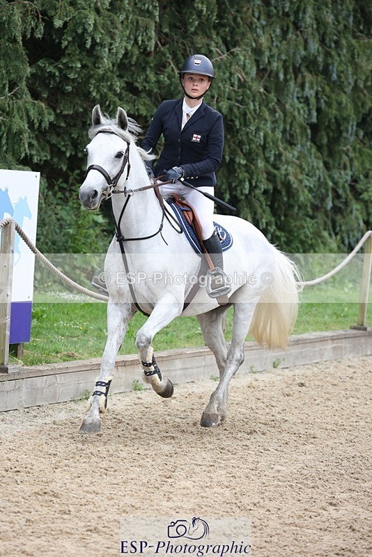 230618-101420-10026 - Cls 19 Pony Intro 1m