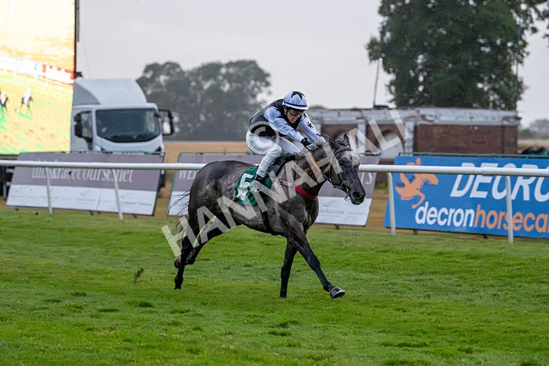 150725-Race 8-Good Karma-7673 - Race 8