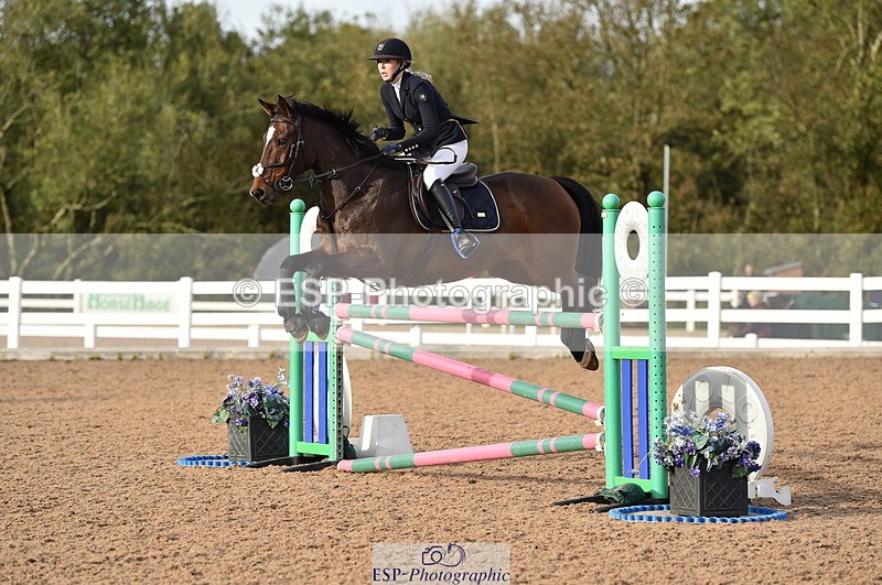 231015A-162510-09330 - Cls 27 1.10m Amateur Q 2nd R