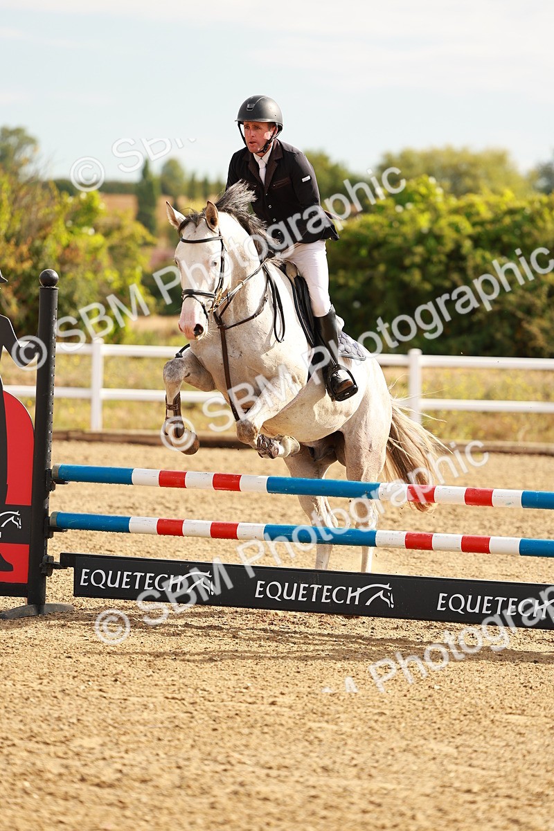 SBM_001914 - Class 8 - Clear Round