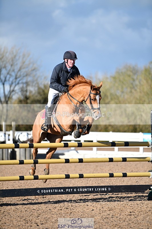 231110A-145320-00916 - Cls 6 Foxhunter & 1.20m Open