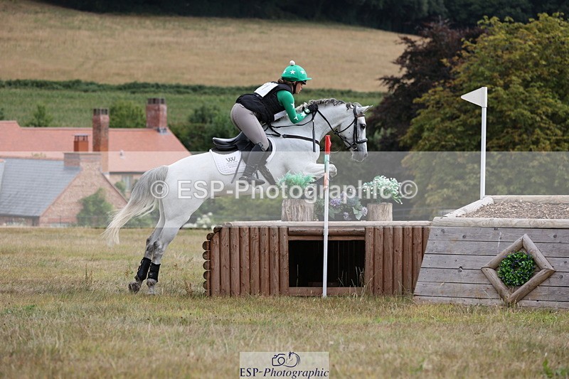 250802A-105548-01022 - A-011-Milly.Meza-Bradford-HAZELROCK.SYMPHONY