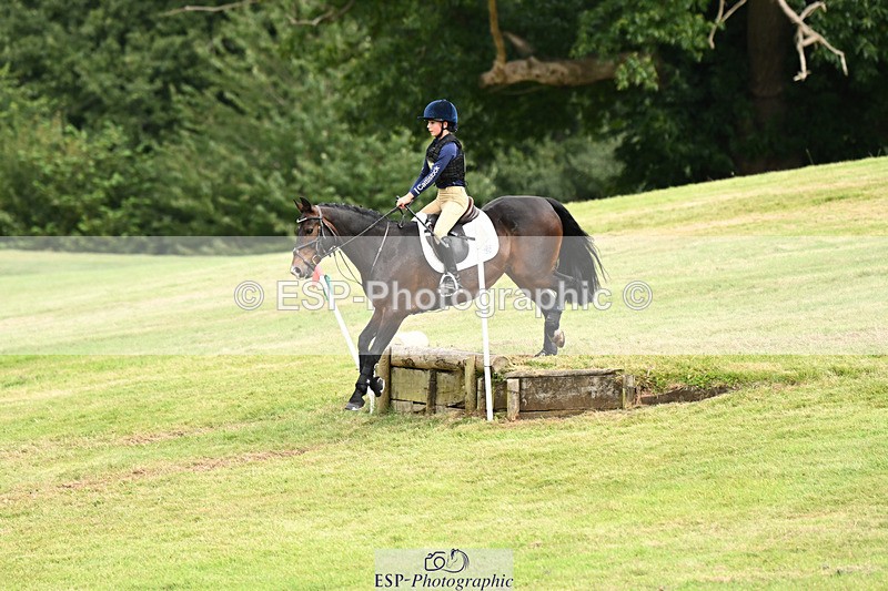 240825X-160905-36667 - 80cm XC 15.30 to 16.30