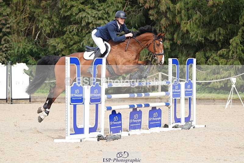 260322A-141422-01941 - 13 Foxhunter 1m 20 Open