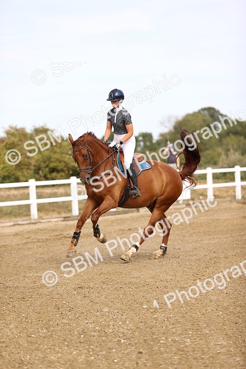 SBM_001542 - Class 6 - Senior Newcomers 1.10m