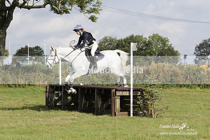  WWHT 171021 3101 - Intermediate (0.90m)  17/10/21