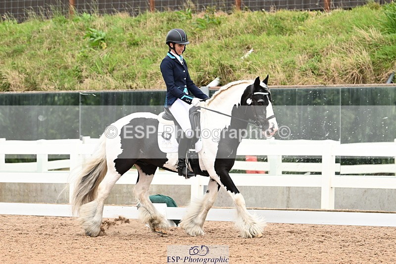 240815A-142815-02037 - 276-Alys.Matravers-Tiger.Tim