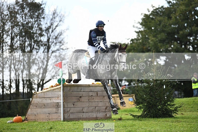 231022-140919-28973 - 336-SAUNDERSCOURT.AMBASSADOR-Adam.Trew-XC