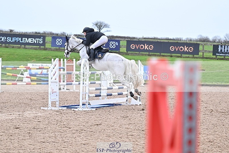 260114-133731-00453 - Cls 5 Foxhunter and 1.20m