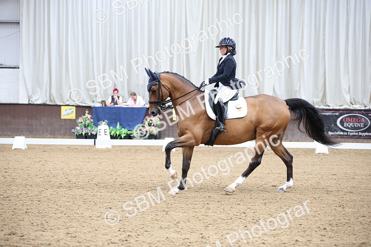 SBM_004057 - Class 8 - Advanced Medium 6 Silver