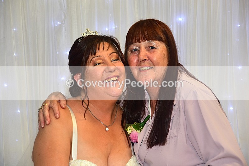 MAL-1047 - Matt and Lisa