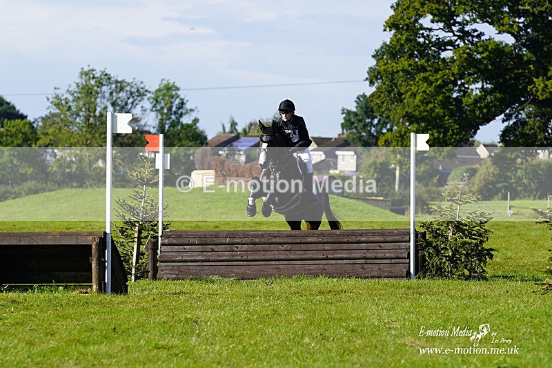  WWHT 031021 532 - WWEC Novice Restricted (0.80m) 18/10/20