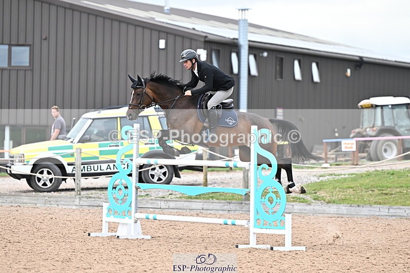 240828A-171530-01482 - Cls 6 National 1.30m and 1.40m