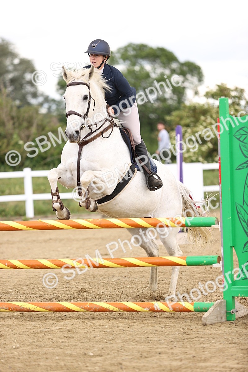 SBM_006097 - Class 16 - Senior British Novice - 90cm