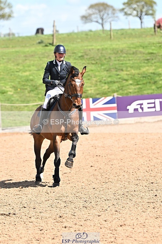 250416-131938-01019 - Cls 4 Newcomers and 1.10m