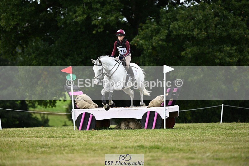 240825X-114827-32126 - 70cm XC 11.00 to 12.00