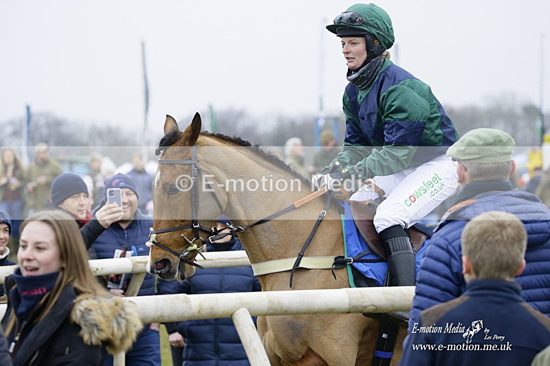 PtP 230122 394 - Cocklebarrow Races - Heythrop Hunt - 23/01/22