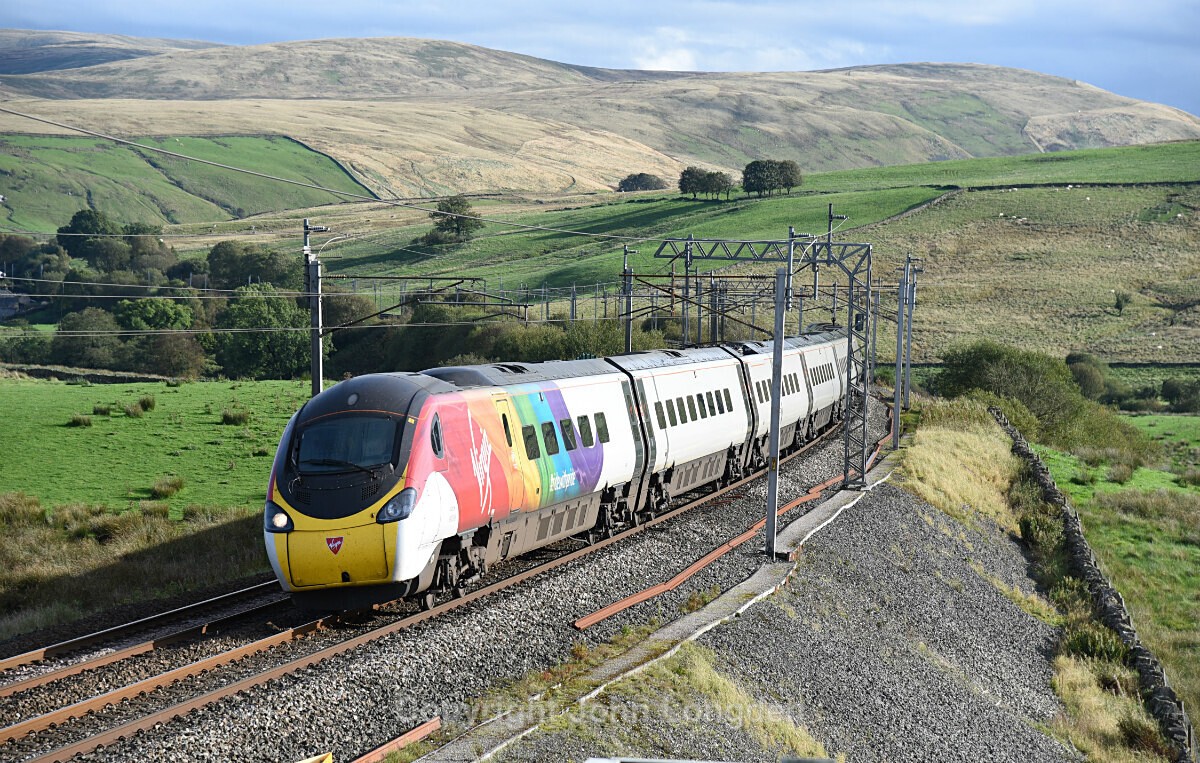 JL - 30.9.19 390045 Euston - Glasgow Greenholme - West Coast Main Line (north to south)