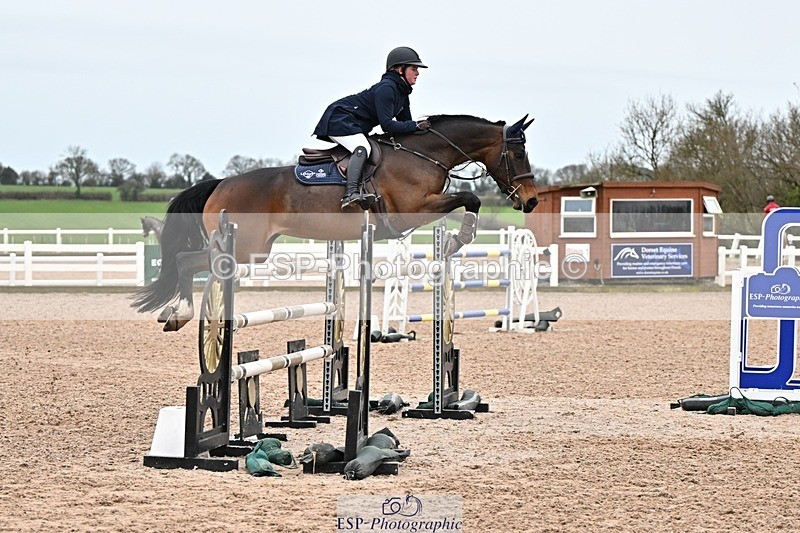 250129-132548-00441 - Cls 06 Foxhunter & 1.20m Open