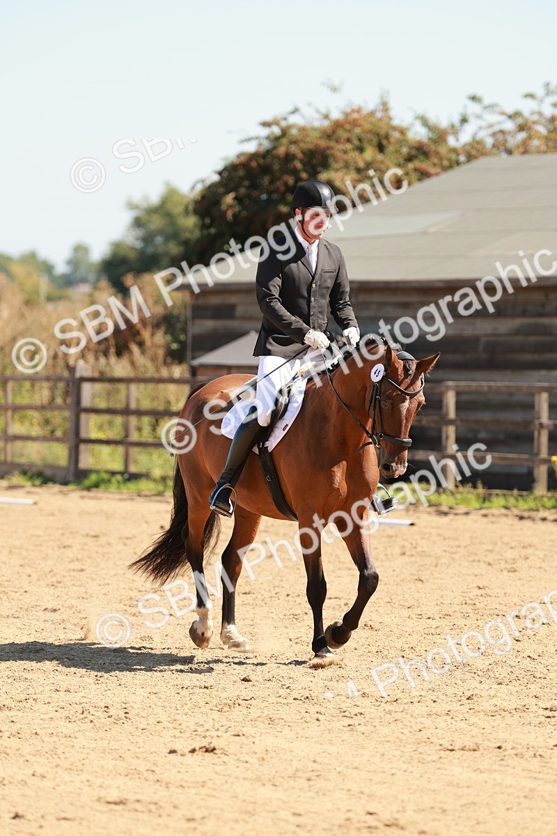 SBM_011069 - Class 6 - Novice 1