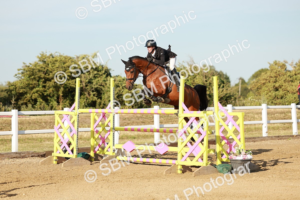 SBM_008873 - Class 6 - National 1.30m 1.40m Open Handicap
