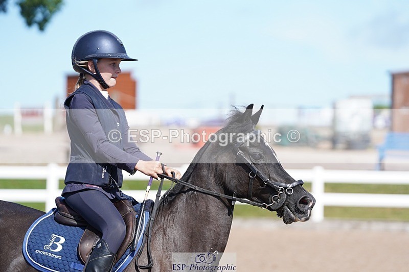 250627-162844-00088 - Cls 2 Pony Intro 80cm