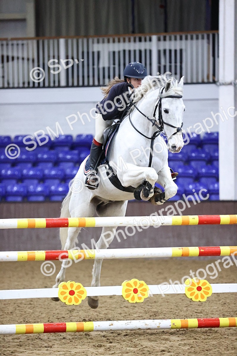 SBM_005486 - Class 17 - Senior Newcomers 1.10m