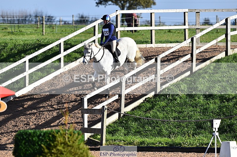 231105A-103052-00349 - 70cm