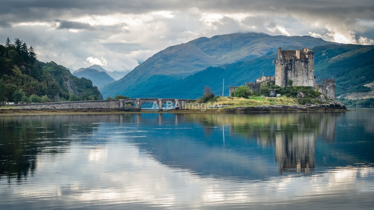 Eilean Donan Castle - Castles, Palaces, Forts and Towers