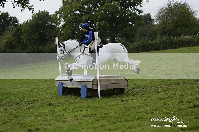  WWHT 171021 2375 - Novice Pairs (0.80m)  17/10/21