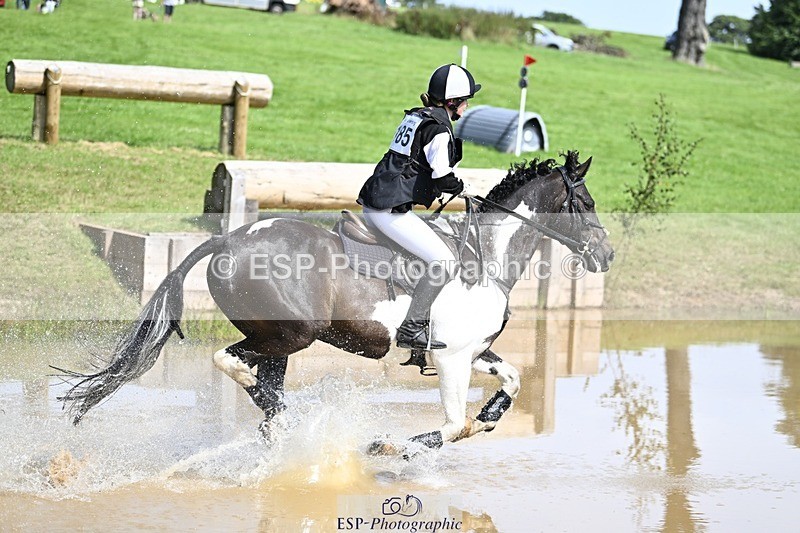 240803-153501-08562 - 185-Annabel_Taylor-LIQUORICE_ALLSORTS