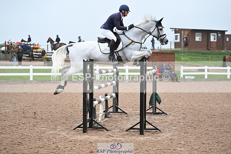 241102A-152515-06093 - SAT Cls 17 National 1.30 & 1.40m