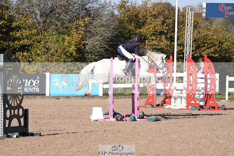 251025-112253-00185 - Chard 25th & 26th Oct BS Juniors/COH/Club/schools unaffiliated showjumping