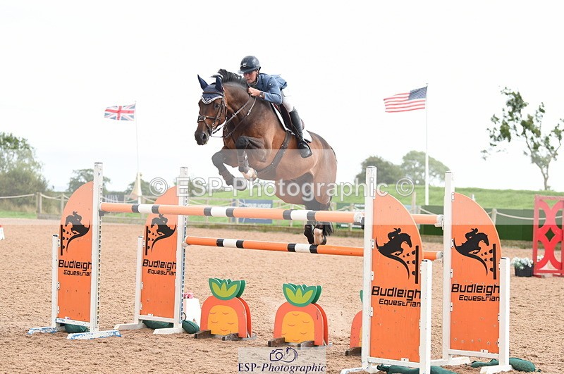 230812A-163704-10314 - Cls 38 Nat 1.40m Open