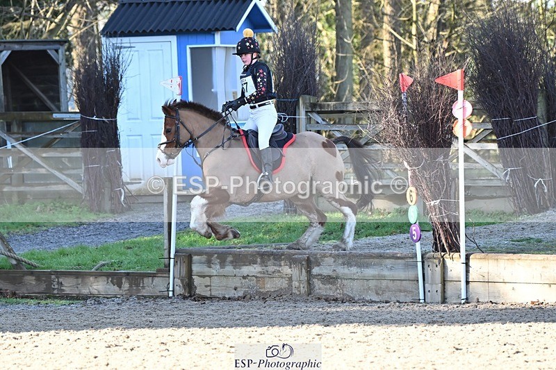 240303-100331-02736 - Cls 2 80-85cm Start to 11.00 CW