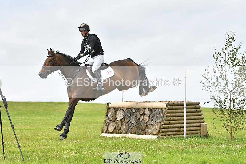 240804-122601-12496 - 320-Tom_Rowland-VICTOREMZ_MISSION