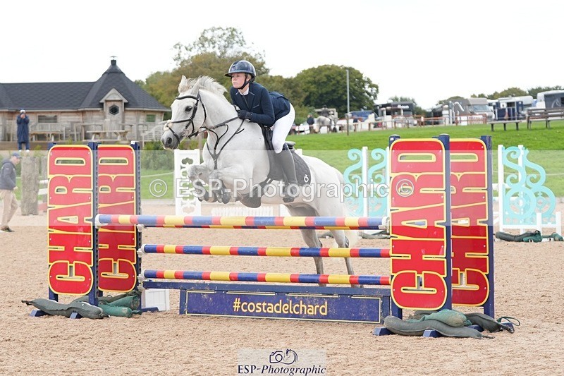 250921-123404-02952 - Cls 9 Pony Foxhunter and 1.10m